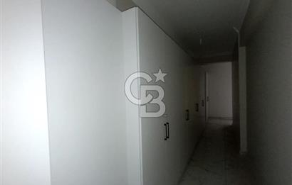 AKÇABURGAZ MERKEZDE ÜNİVERSİTEYE YAKIN SATILIK 2+1 DAİRE