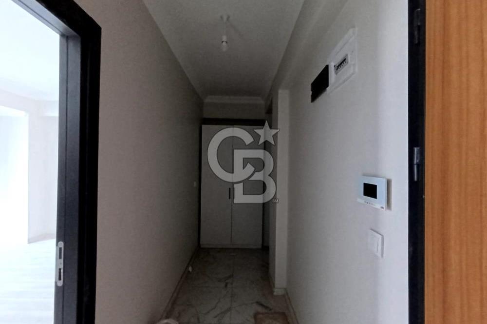 AKÇABURGAZ MERKEZDE ÜNİVERSİTEYE YAKIN SATILIK 2+1 DAİRE