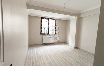 AKÇABURGAZ MERKEZDE ÜNİVERSİTEYE YAKIN SATILIK 2+1 DAİRE