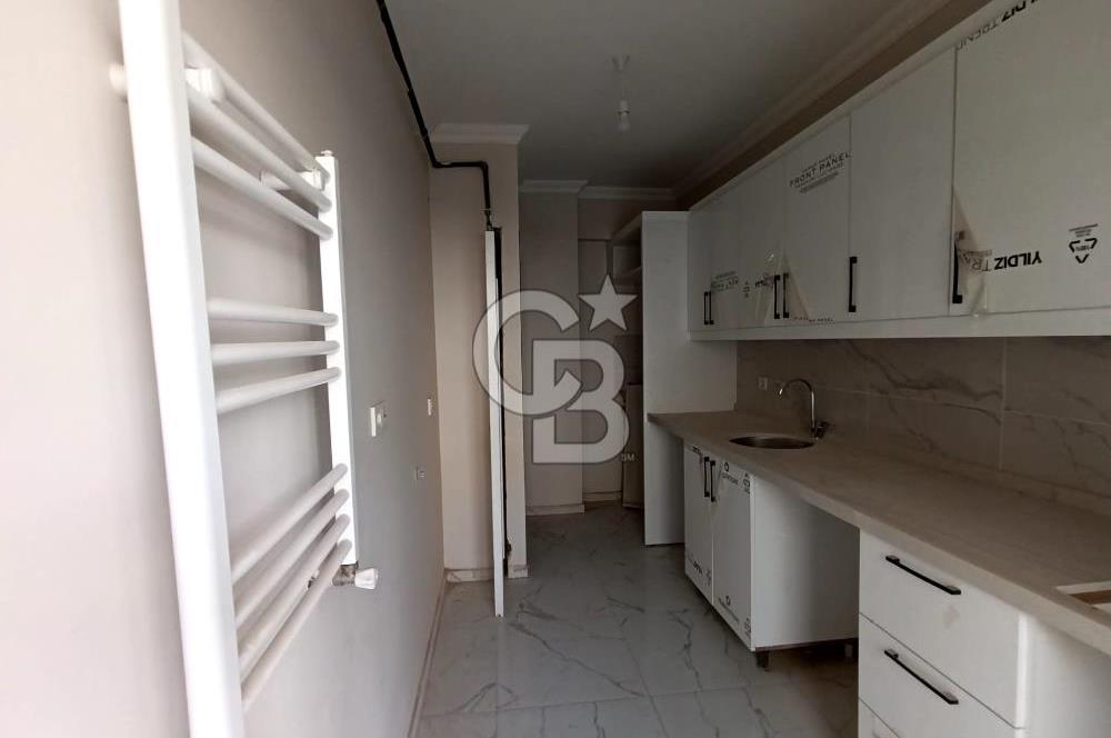 AKÇABURGAZ MERKEZDE ÜNİVERSİTEYE YAKIN SATILIK 2+1 DAİRE