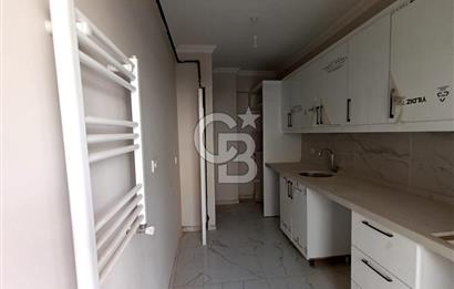 AKÇABURGAZ MERKEZDE ÜNİVERSİTEYE YAKIN SATILIK 2+1 DAİRE