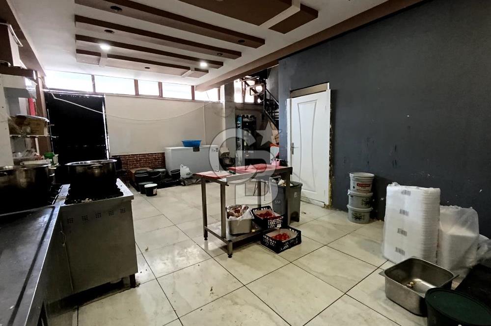 MERKEZİN KALBİNDE İŞLEK CADDE'DE HAZIR KİRACILI SATILIK DÜKKAN