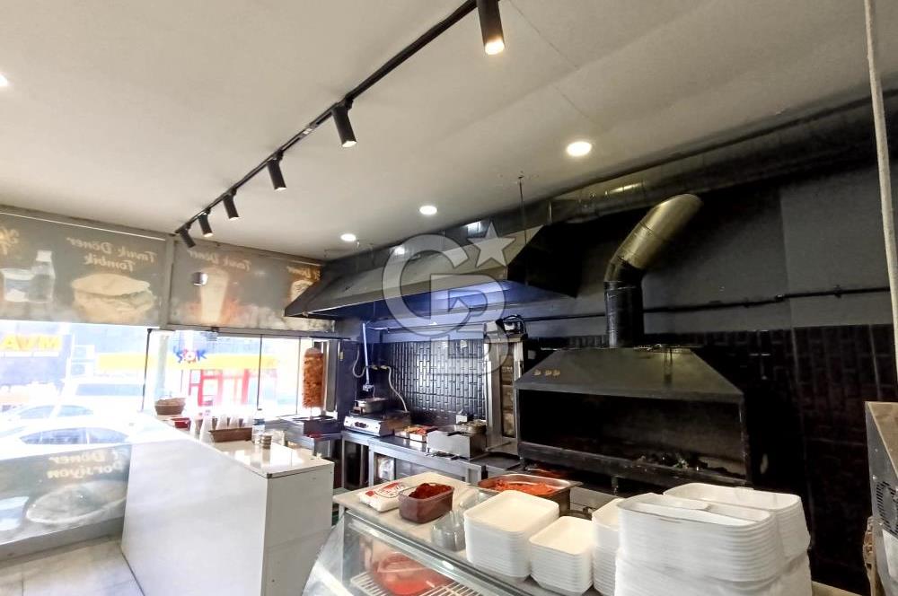 MERKEZİN KALBİNDE İŞLEK CADDE'DE HAZIR KİRACILI SATILIK DÜKKAN