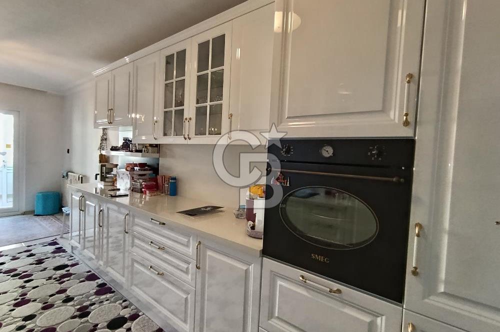 MAVİŞEHİR FLAMİNGO 19 BLOKLARINDA SATILIK BÜYÜK 3+1 DAİRE 