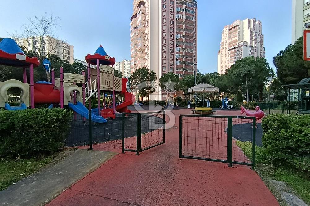 MAVİŞEHİR FLAMİNGO 19 BLOKLARINDA SATILIK BÜYÜK 3+1 DAİRE 