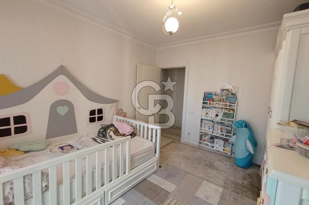 MAVİŞEHİR FLAMİNGO 19 BLOKLARINDA SATILIK BÜYÜK 3+1 DAİRE 