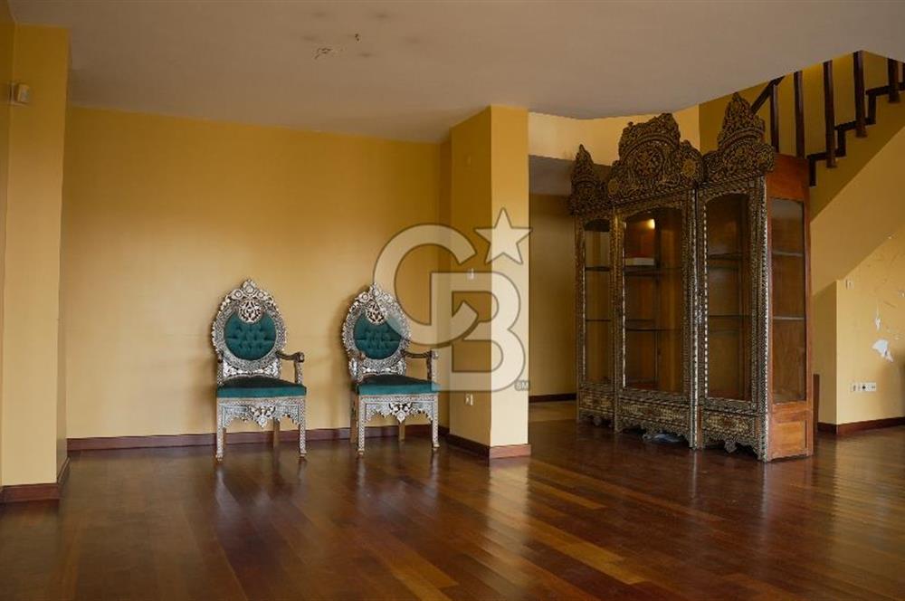 Fırsat Sarıyer Yeni Dostlar Sitesi Orman Manzaralı Müstakil Villa