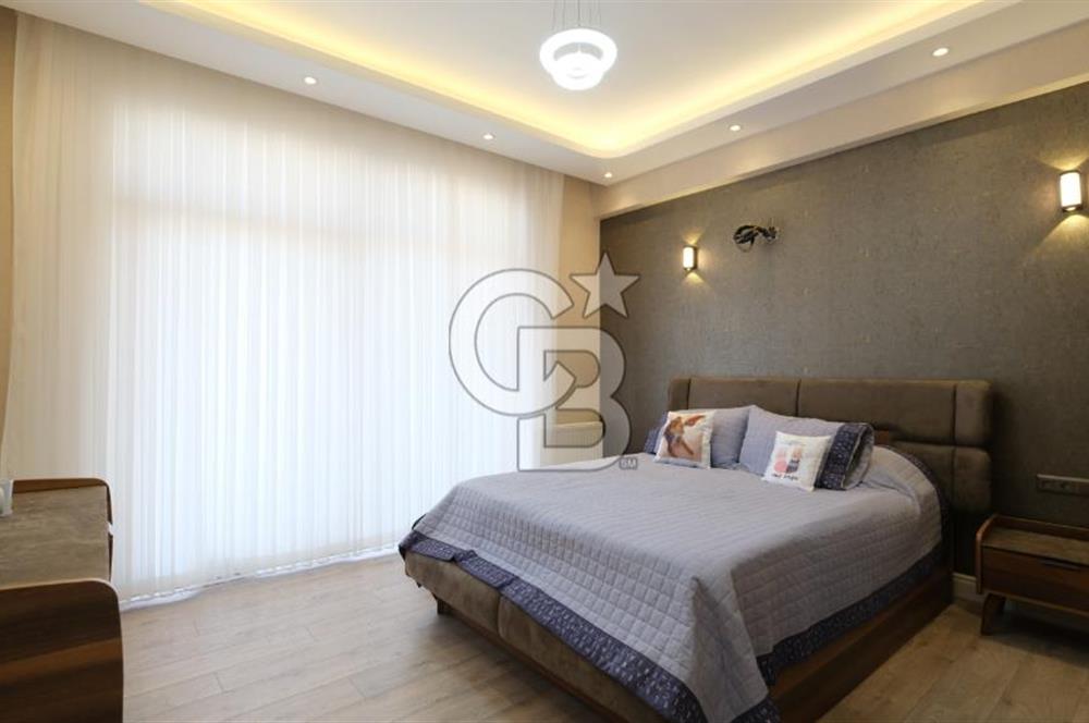 GÖLBAŞI - BAHÇELİEVLER MAH. GÖL MANZARALI SATILIK VİLLA