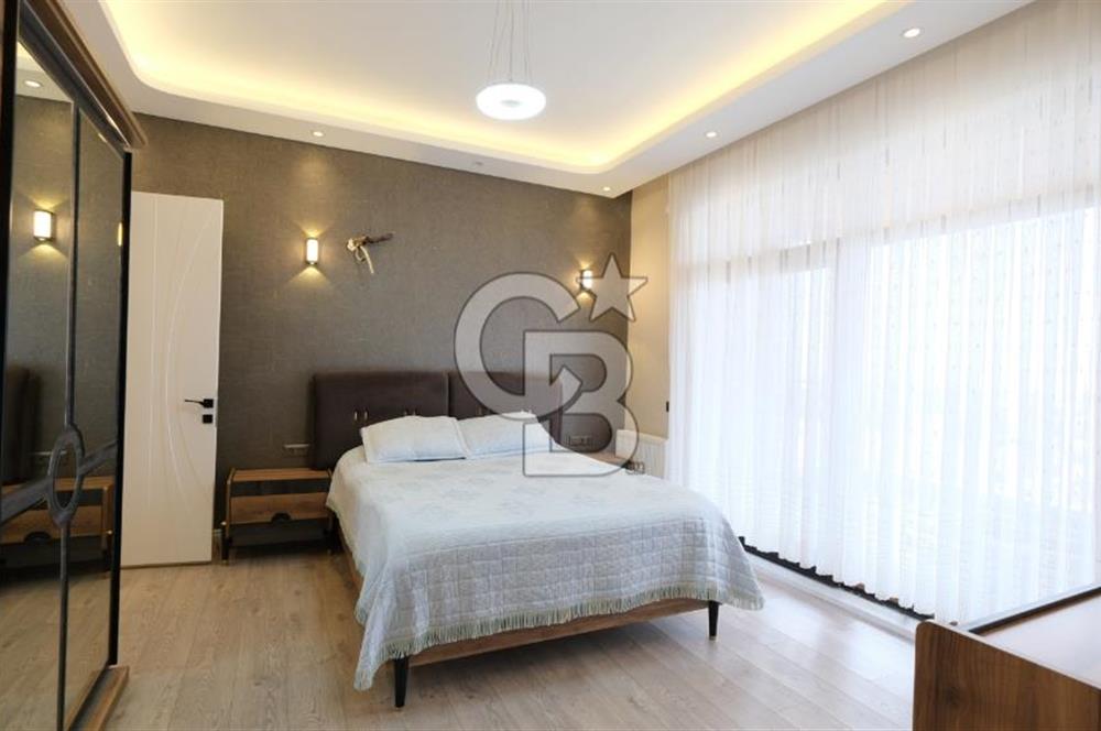 GÖLBAŞI - BAHÇELİEVLER MAH. GÖL MANZARALI SATILIK VİLLA