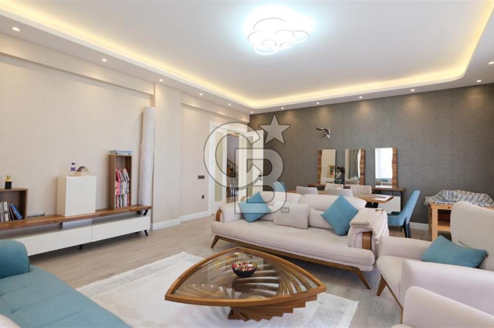 GÖLBAŞI - BAHÇELİEVLER MAH. GÖL MANZARALI SATILIK VİLLA