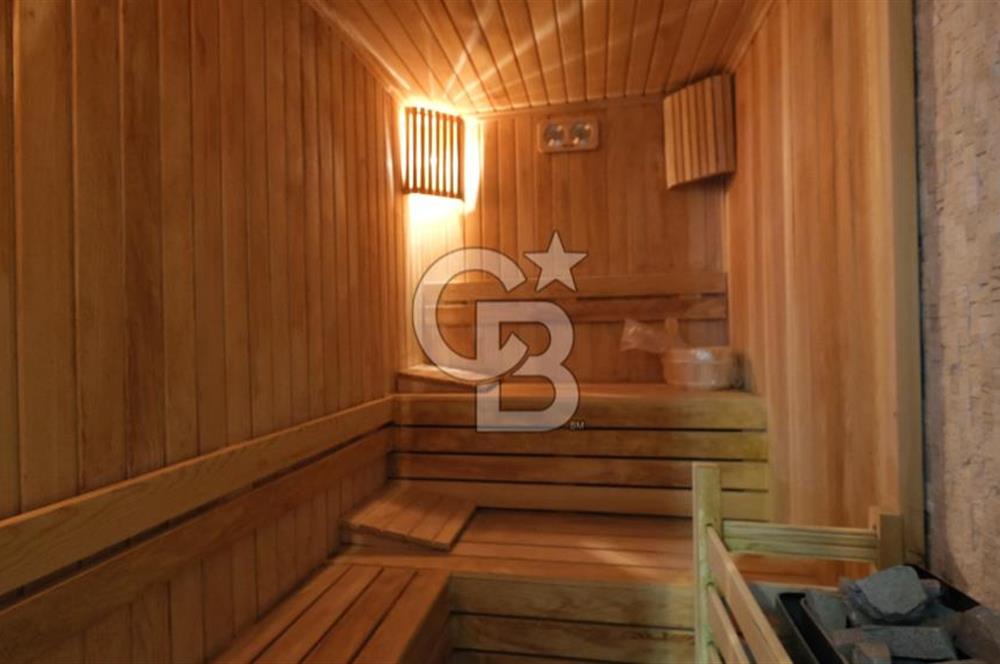 GÖLBAŞI - BAHÇELİEVLER MAH. GÖL MANZARALI SATILIK VİLLA