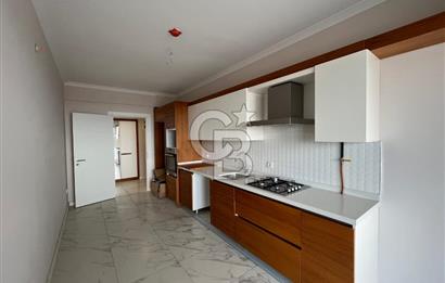 Twinstar Yakacık Sitesinde Kapanmaz Deniz Manzaralı Arakat Köşe Daire