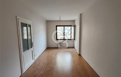 İkbaliye - Kadıköy'de Acıbadem caddesine çok yakın Fırsat Daire