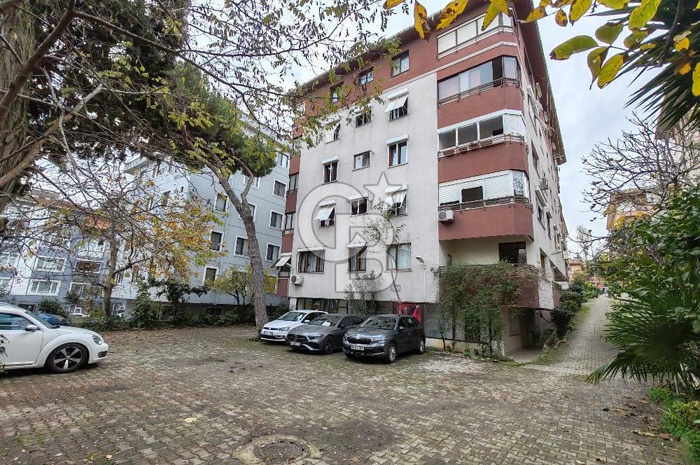 İkbaliye - Kadıköy'de Acıbadem caddesine çok yakın Fırsat Daire