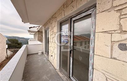 Ayvacık Ahmetçede Panoramik Manzaralı Sıfır 2 Katlı Villa