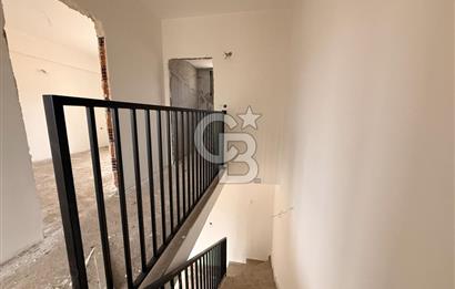 Ayvacık Ahmetçede Panoramik Manzaralı Sıfır 2 Katlı Villa