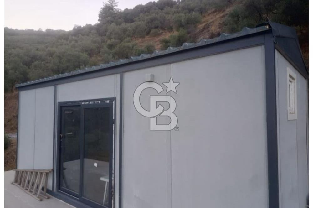 Bayındır Asfalt Yola Cepheli Satılık Prefabrik Ev Ve Arsası