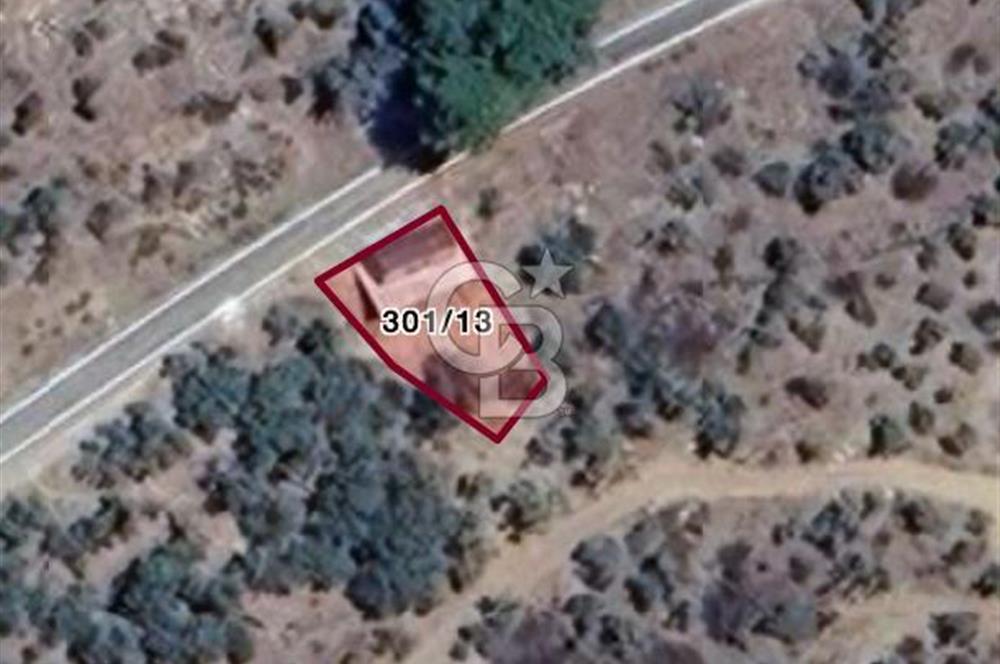 Bayındır Asfalt Yola Cepheli Satılık Prefabrik Ev Ve Arsası