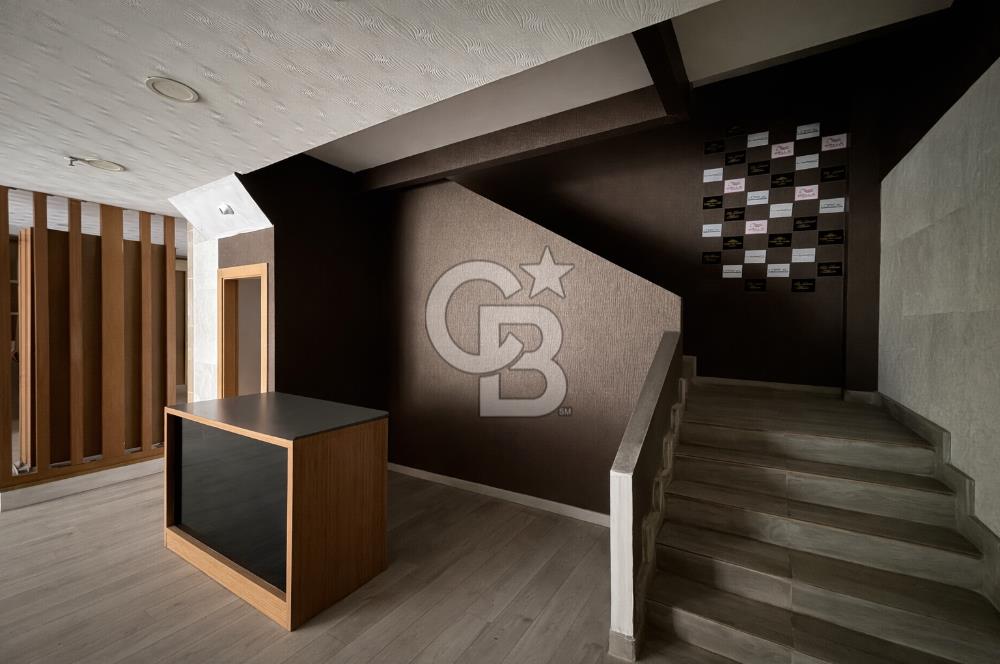 Çukurambar Merkez-Kat Mülkiyetli-Asma Katlı 110 m² Satılık Dükkan