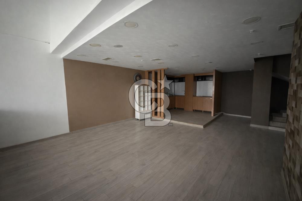 Çukurambar Merkez-Kat Mülkiyetli-Asma Katlı 110 m² Satılık Dükkan