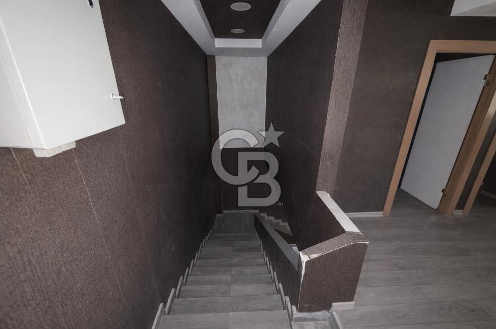 Çukurambar Merkez-Kat Mülkiyetli-Asma Katlı 110 m² Satılık Dükkan