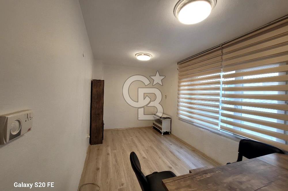 karşıyaka çarşı içinde eşyalı kiralık ofis