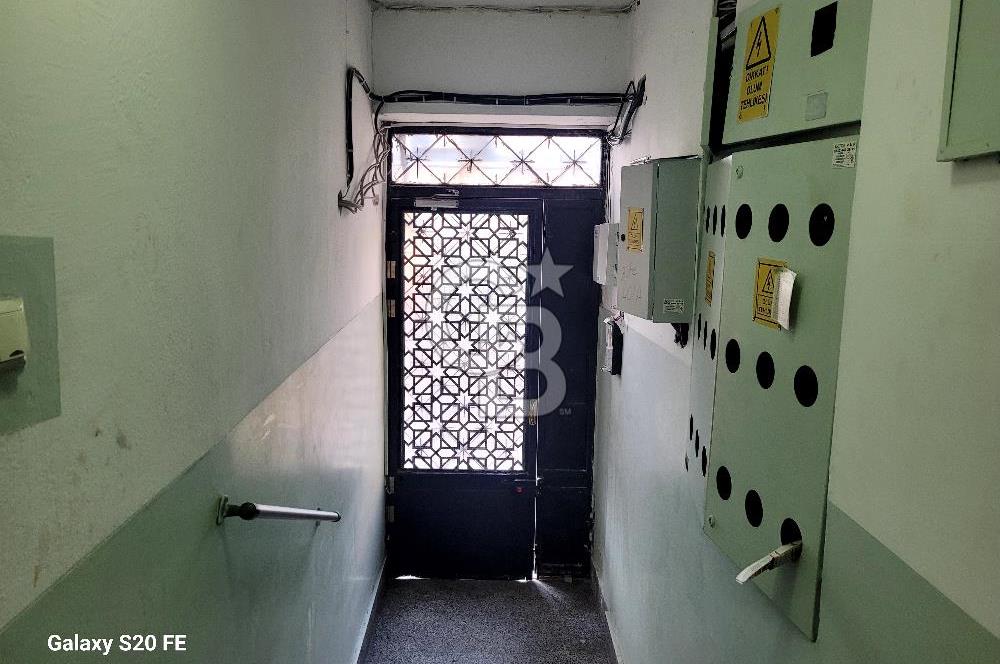 karşıyaka çarşı içinde eşyalı kiralık ofis