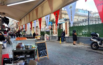 karşıyaka çarşı içinde eşyalı kiralık ofis