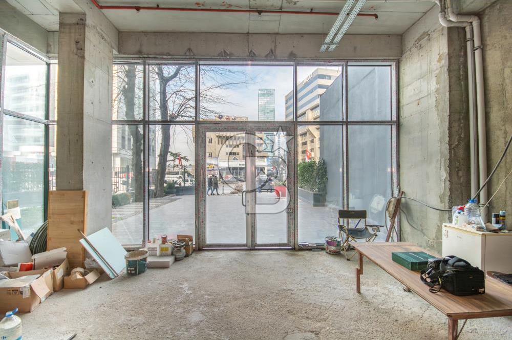 Şişli Esentepe 2700 m2 Shell and Core Kurumsal Kiralık A+ Plaza