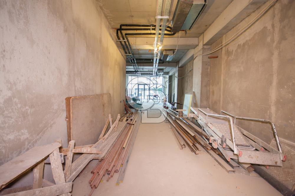 Şişli Esentepe 2700 m2 Shell and Core Kurumsal Kiralık A+ Plaza