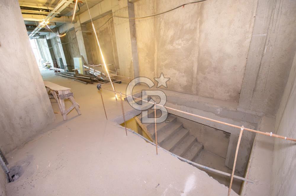 Şişli Esentepe 2700 m2 Shell and Core Kurumsal Kiralık A+ Plaza
