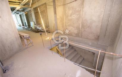 Şişli Esentepe 2700 m2 Shell and Core Kurumsal Kiralık A+ Plaza