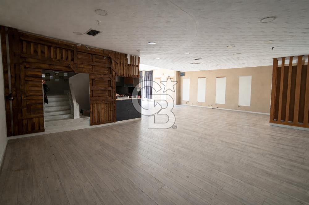 Çukurambar Merkez-Kat Mülkiyetli-Asma Katlı 110 m² Satılık Dükkan