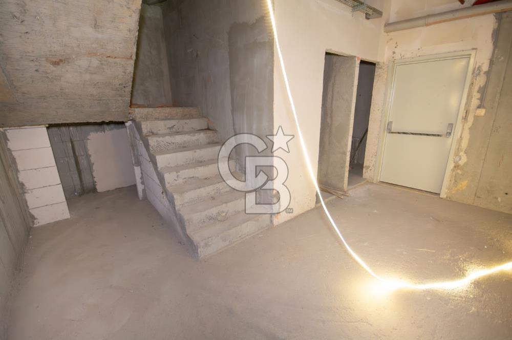 Şişli Esentepe 2700 m2 Shell and Core Kurumsal Kiralık A+ Plaza