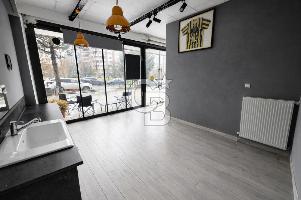 Çukurambar Merkez-Kat Mülkiyetli-Asma Katlı 110 m² Satılık Dükkan