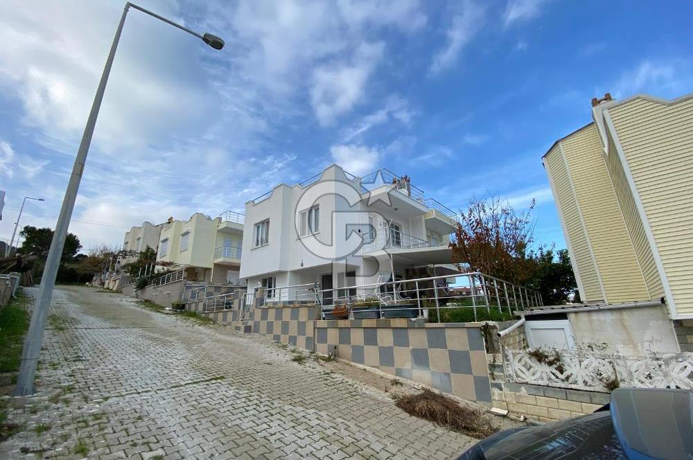 İzmir Karaburun Yıldıztepe sitesinde satılık dublex villa