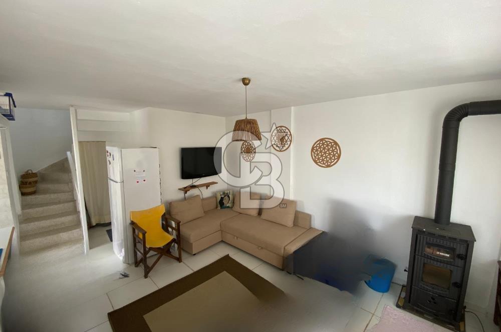 İzmir Karaburun Yıldıztepe sitesinde satılık dublex villa