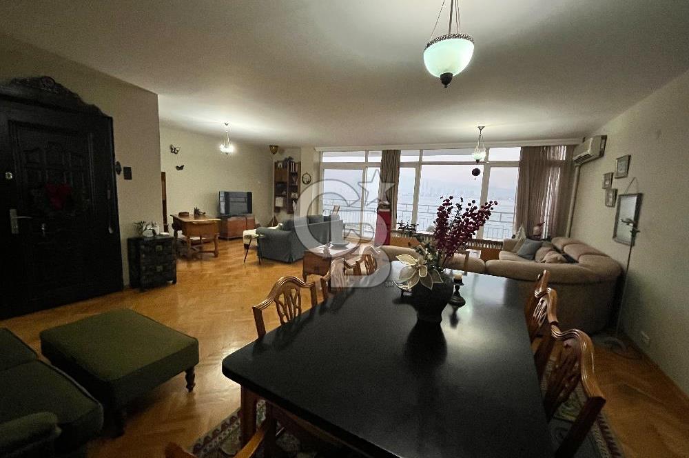 Karşıyaka Yalısında deniz m 3+1 