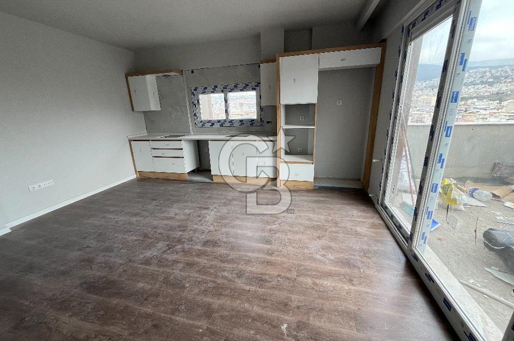 Bayraklı Manavkuyu'da Satılık 2+1 Daire