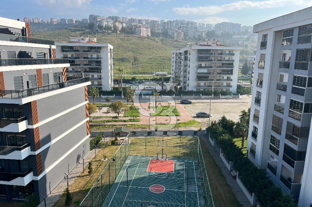 çiğli azel deluxe sitesi teraslı satılık 3+1 daire