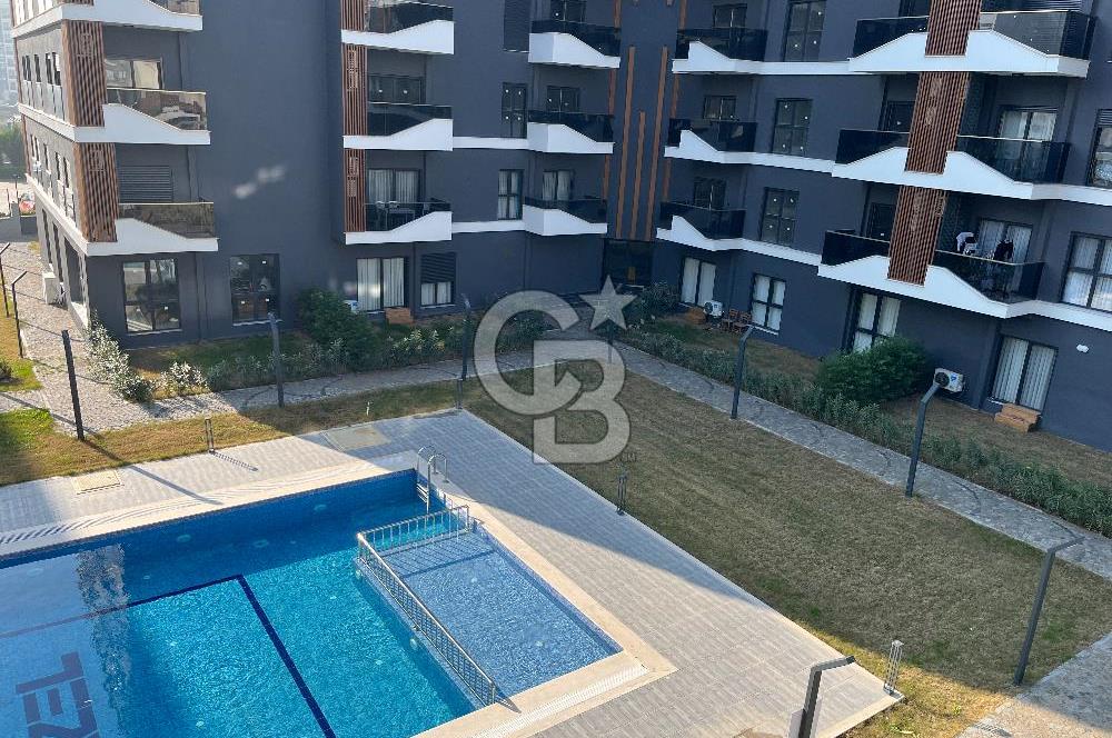 çiğli Azel Deluxe Sitesi Satılık 2+1 Havuz cephe Daire