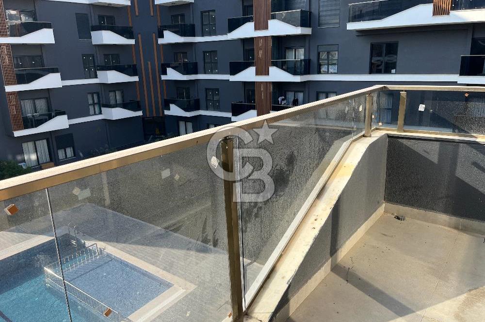 çiğli Azel Deluxe Sitesi Satılık 2+1 Havuz cephe Daire