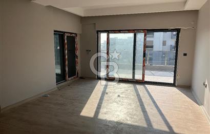 çiğli Azel Deluxe Sitesinde Satılık 3+1 Daire