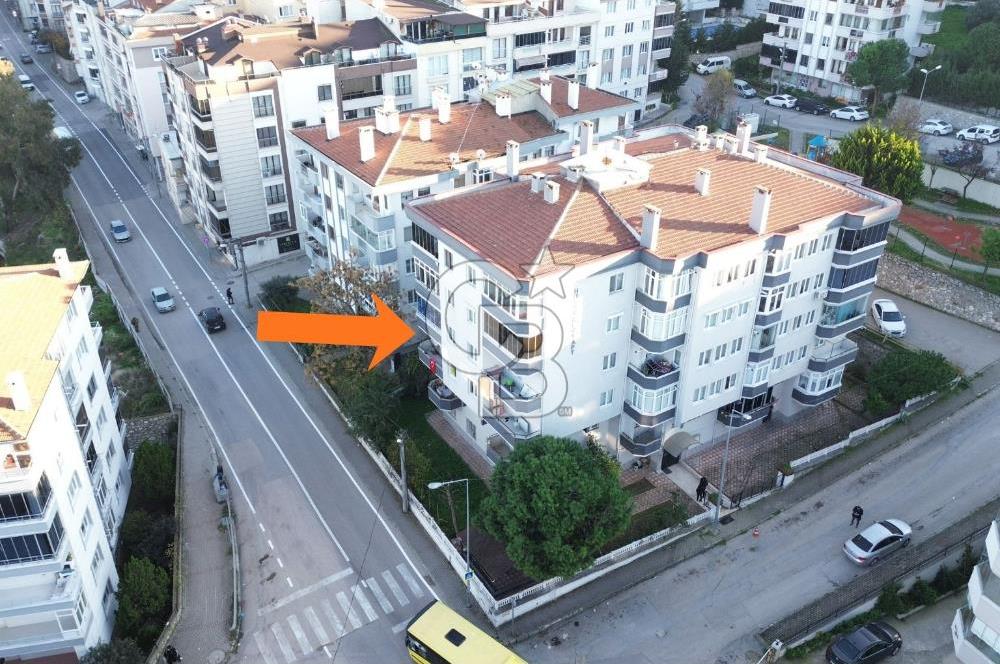 Cb Class'dan Güzelyalıda Cadde Üzeri | 3+1 | Sahile 3 DK