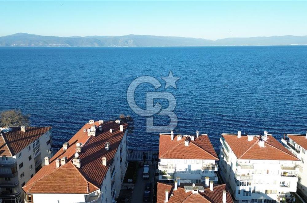 Cb Class'dan Güzelyalıda Cadde Üzeri | 3+1 | Sahile 3 DK