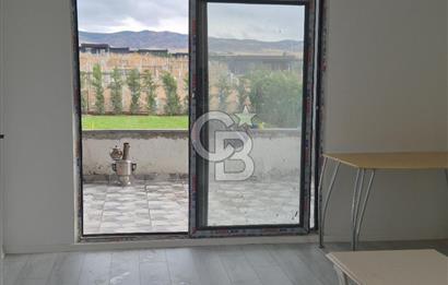 Gölbaşı Oğulbey 'de 2+1 konut + 400 m² Satılık Arsa