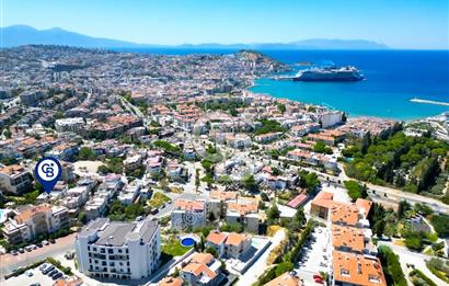 Kuşadası Türkmen Mahallesinde Deniz Manzaralı  Bahçeli Tam Müstakil 5+1 Villa