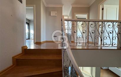 İNCEK KONAKLARINDA KÖŞE KONUMLU 5+2 MÜTHİŞ SATILIK VİLLA