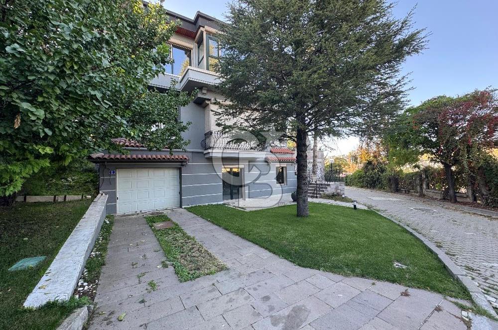 İNCEK KONAKLARINDA KÖŞE KONUMLU 5+2 MÜTHİŞ SATILIK VİLLA