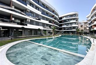 Kuşadası'nda Merkezi Lüks ve Konforlu 2+1 Yaşam - 10 - 323979